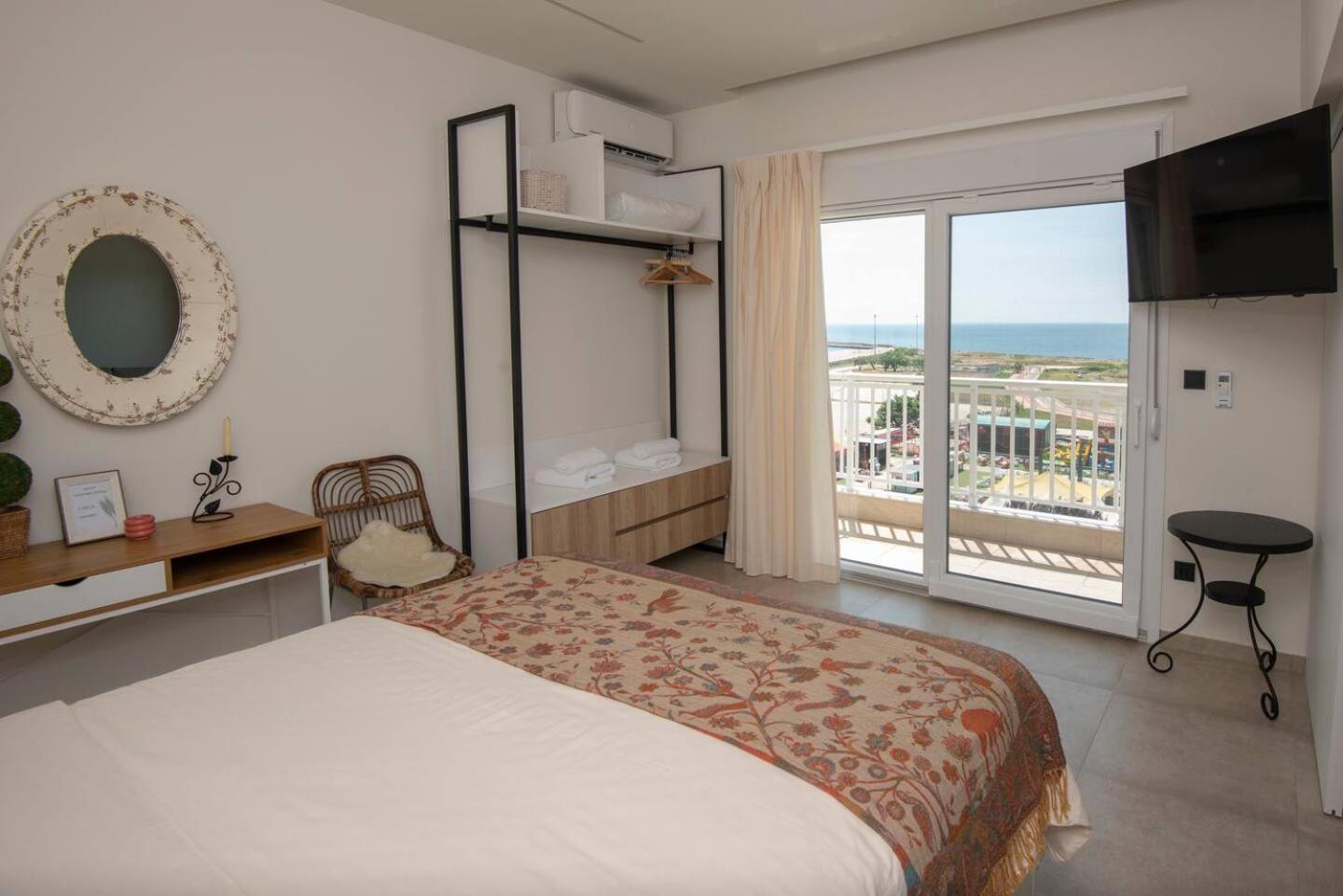Lighthouse Apartments อเล็กซานโดรโพลิส ภายนอก รูปภาพ
