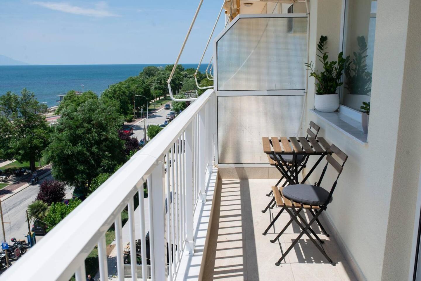 Lighthouse Apartments อเล็กซานโดรโพลิส ภายนอก รูปภาพ