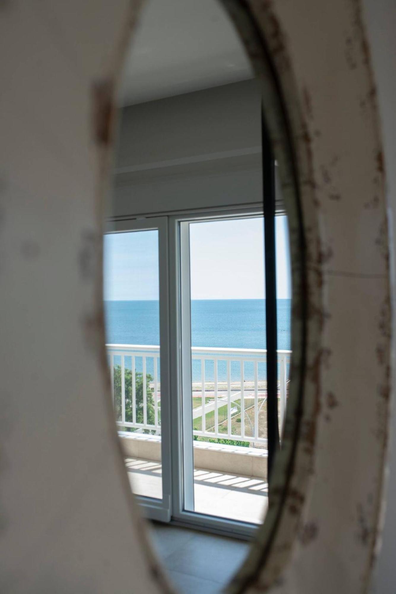 Lighthouse Apartments อเล็กซานโดรโพลิส ภายนอก รูปภาพ